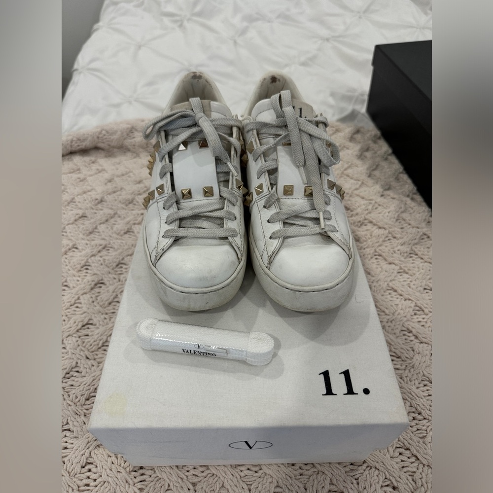 Valentino Rockstud sneakerssize 36